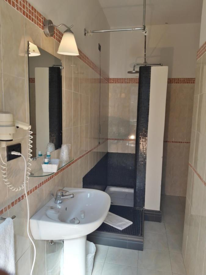 Hotel San Felice โบโลญญา ภายนอก รูปภาพ