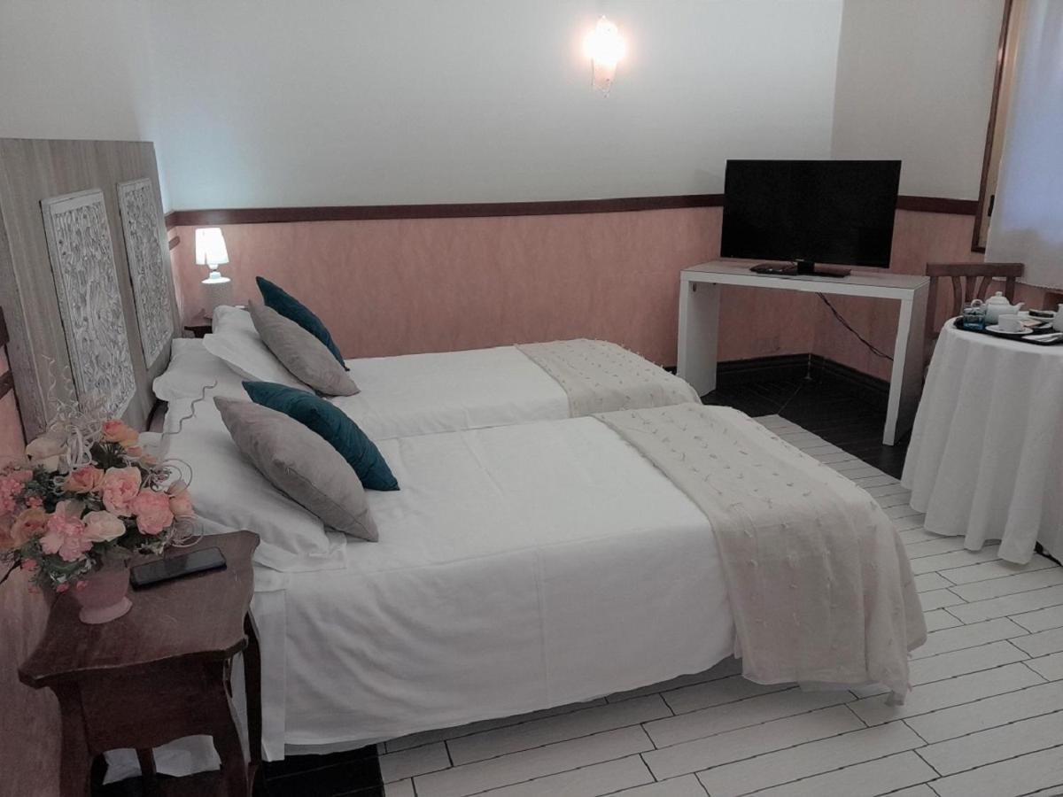 Hotel San Felice โบโลญญา ภายนอก รูปภาพ