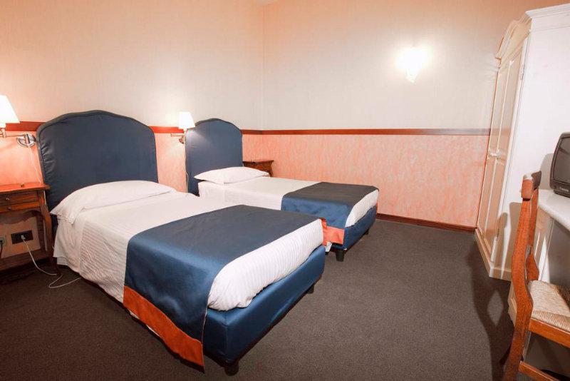 Hotel San Felice โบโลญญา ภายนอก รูปภาพ